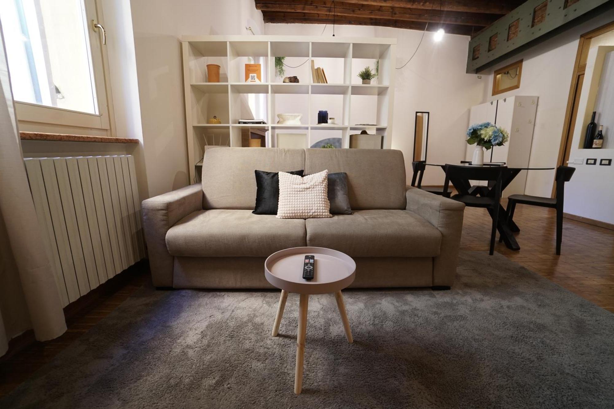 Romeohouse Central With Wifi Верона Экстерьер фото